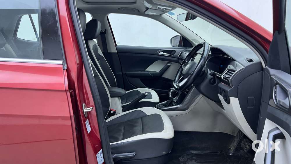 Volkswagen Taigun Topline 1.0 Tsi At (electric Seats), 2022, Petrol