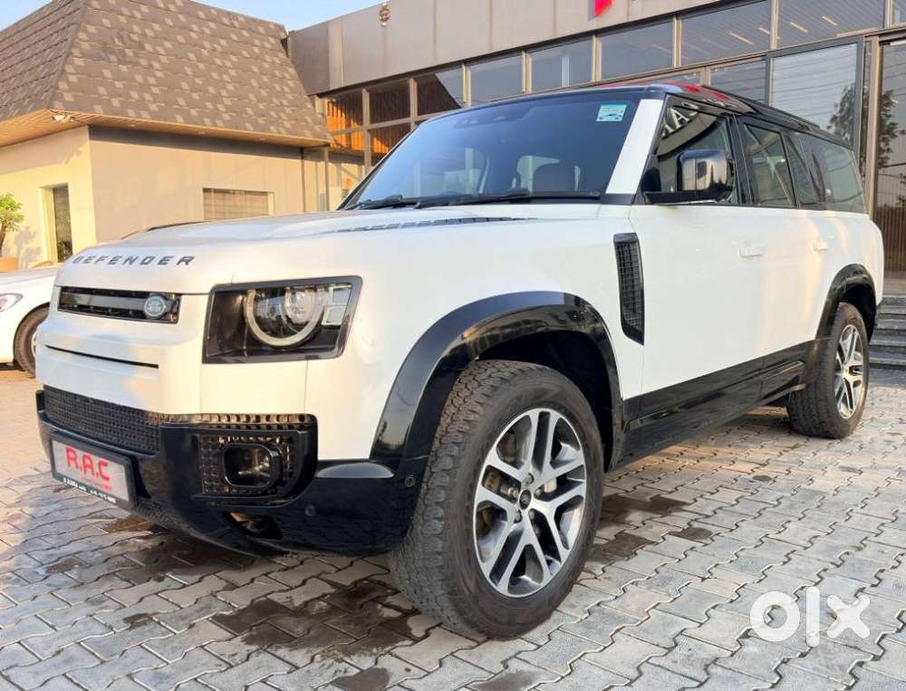 Land Rover Defender 3.0 L 130 Hse, 2023, Diesel