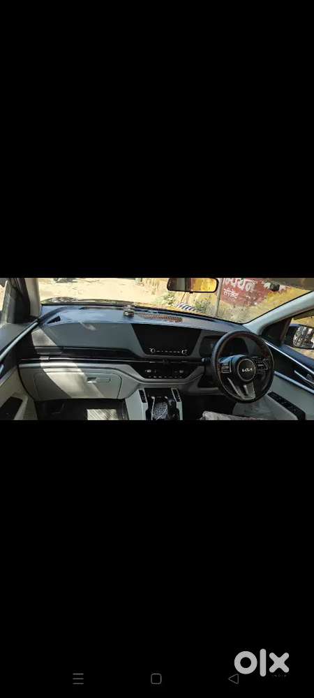 Kia Carens 1.4 Luxury 2023