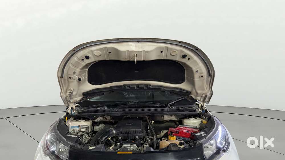 Tata Nexon 1.2 Revotron Xm (s), 2021, Petrol