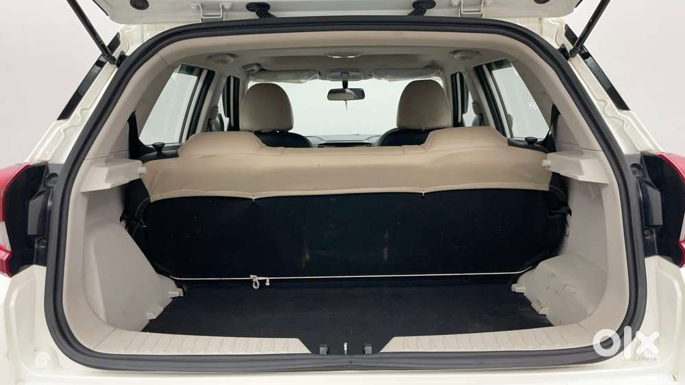 Mahindra Xuv300 W6, 2023, Petrol