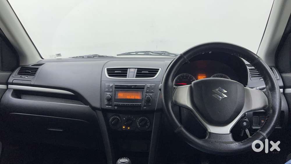 Maruti Suzuki Swift Vvt Vxi, 2016, Petrol