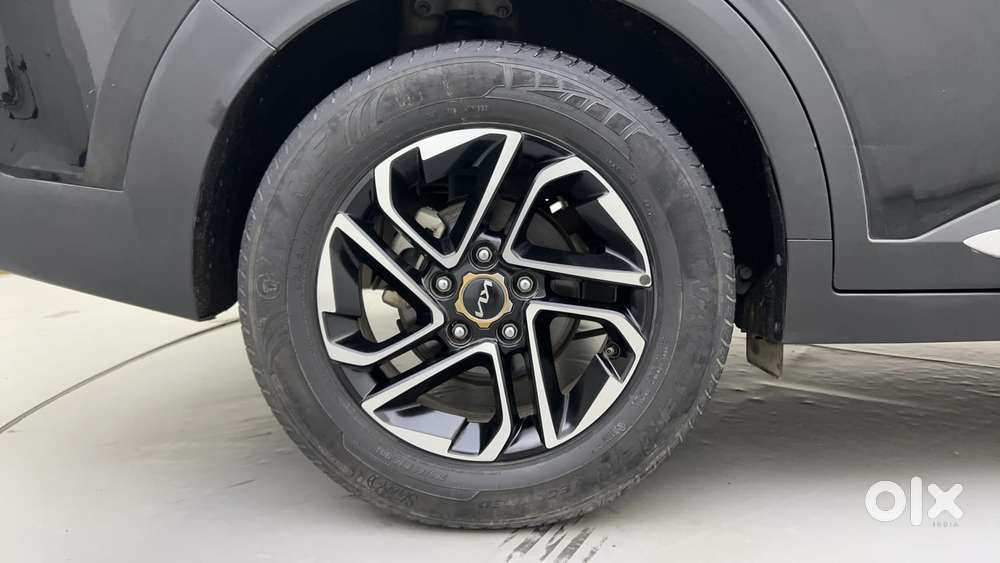 Kia Carens 1.5 Luxury Plus Diesel At 7 Str, 2022, Diesel