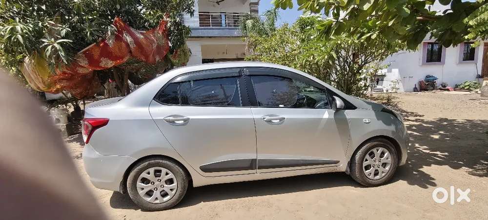 Hyundai Xcent 2016 Diesel Well Maintained