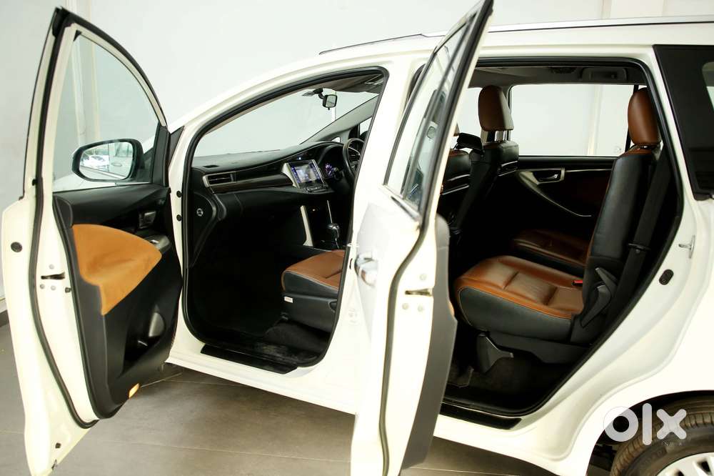 Toyota Innova Crysta 2.8 Zx At, 2016, Diesel