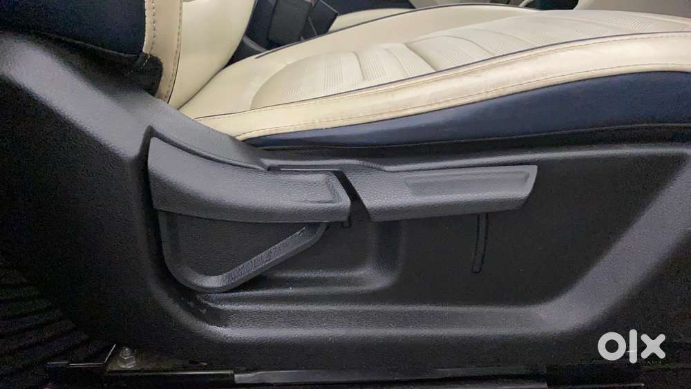 Kia Carens 1.4 Luxury Plus Dct 7 Str, 2022, Petrol