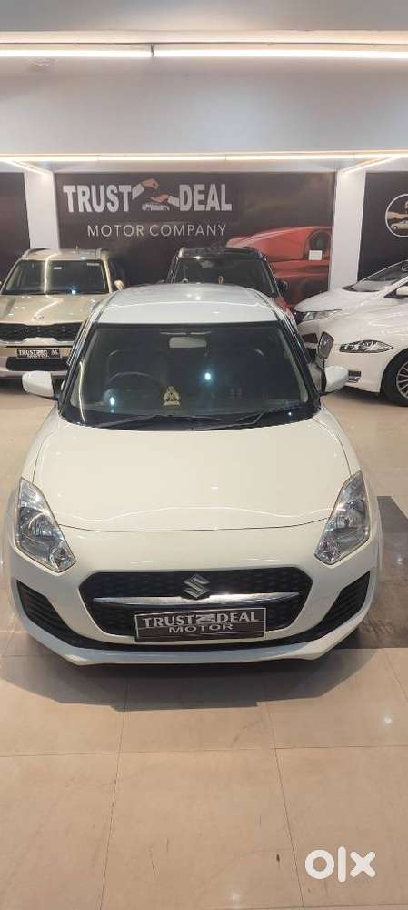Maruti Suzuki Swift Vxi, 2021
