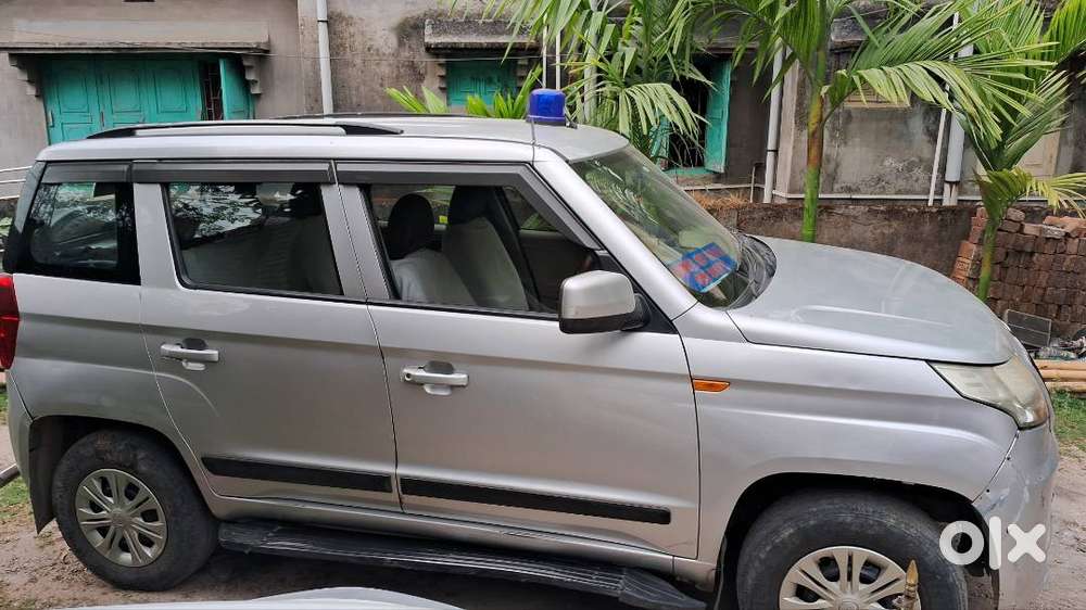 Mahindra Tuv 300 T4 2017