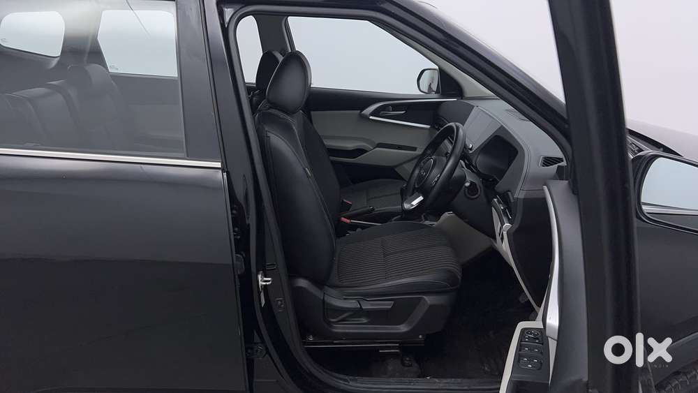 Kia Carens 1.5 Prestige Plus Diesel 7 Str Imt, 2023, Diesel