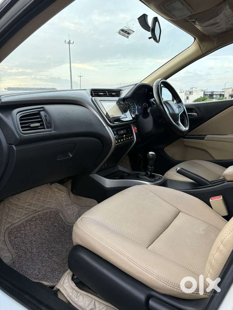 Honda City V Mt Exclusive, 2020, Petrol