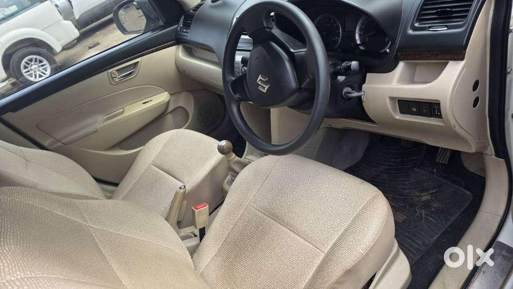 Maruti Suzuki Dzire 1.2 Vxi, 2013, Petrol