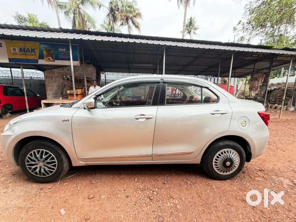 Maruti Suzuki Dzire 2017 Petrol 68000 Km Driven