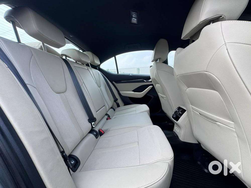 Skoda Octavia 2.0 L K Tsi At, 2022, Petrol