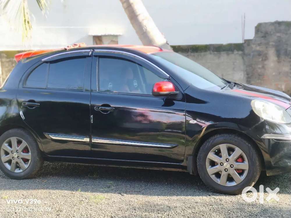 Nissan Micra Diesel Xv 2011 1.5.   Life 5 Years 1year Insurance