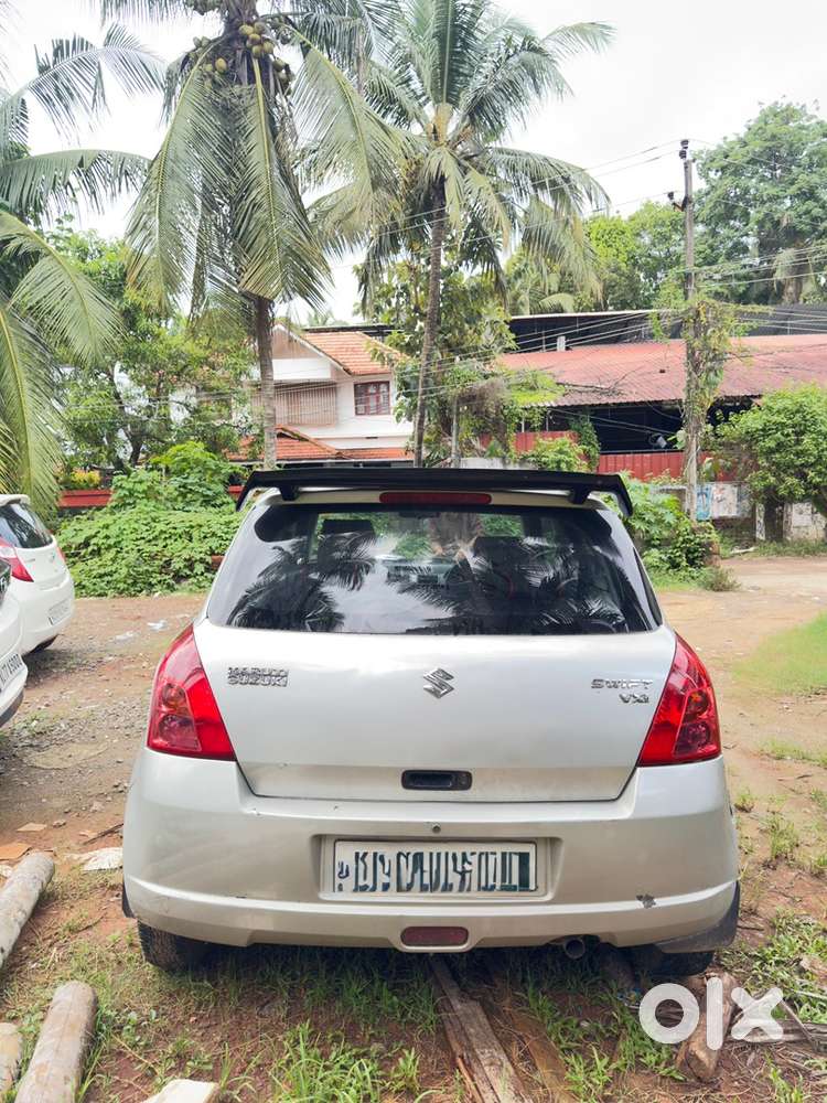 Swift Petrol Maruti 2005