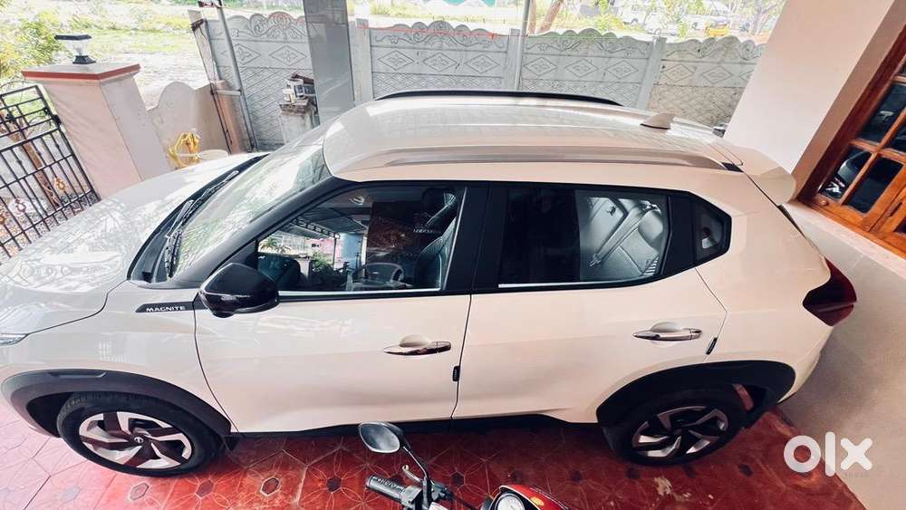 Nissan Magnite Petrol 9000 Km Driven