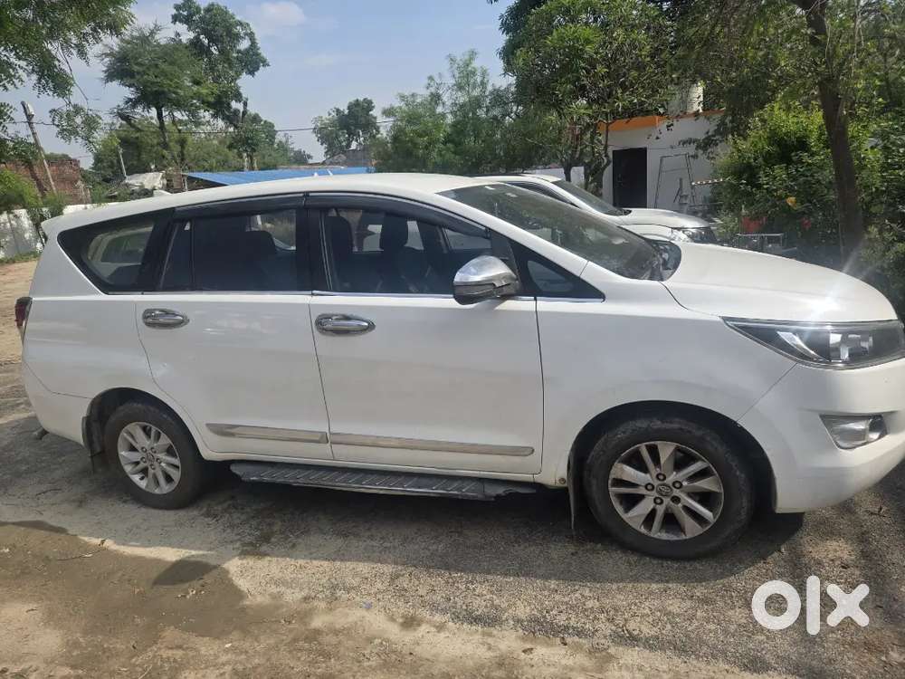 Toyota Innova Crysta 2019