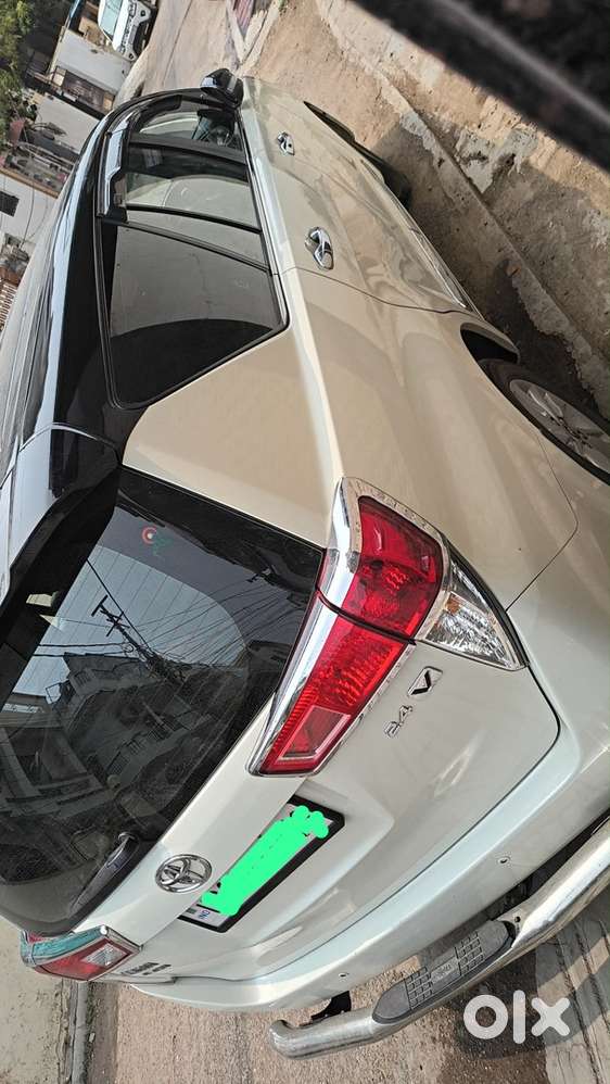 Toyota Innova Crysta 2019