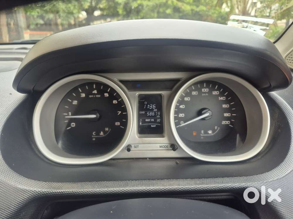 Tata Tiago 1.2 Revotron Xz, 2017, Petrol
