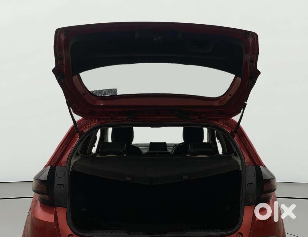 Tata Altroz 1.2 Xza Plus, 2022, Petrol