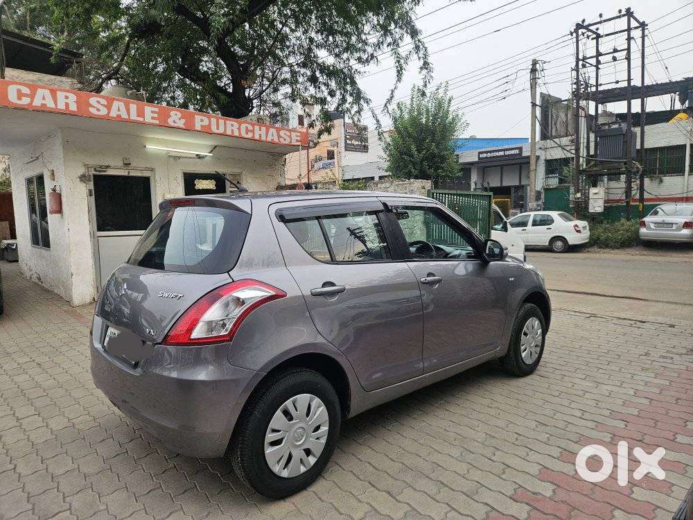 Maruti Suzuki Swift Vxi + Manual, 2014, Petrol