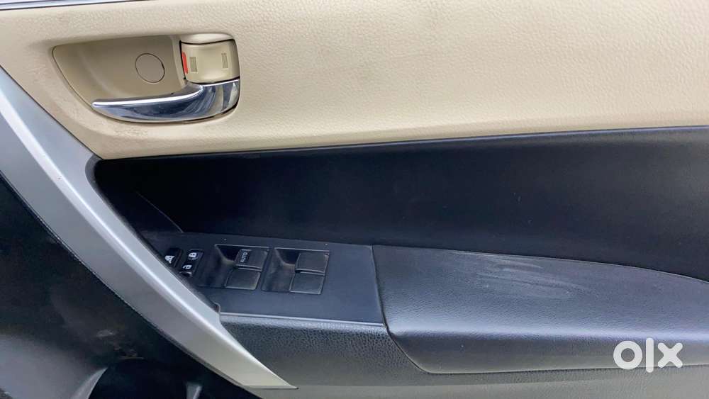 Toyota Corolla Altis 2013-2017 Vl At, 2014, Petrol