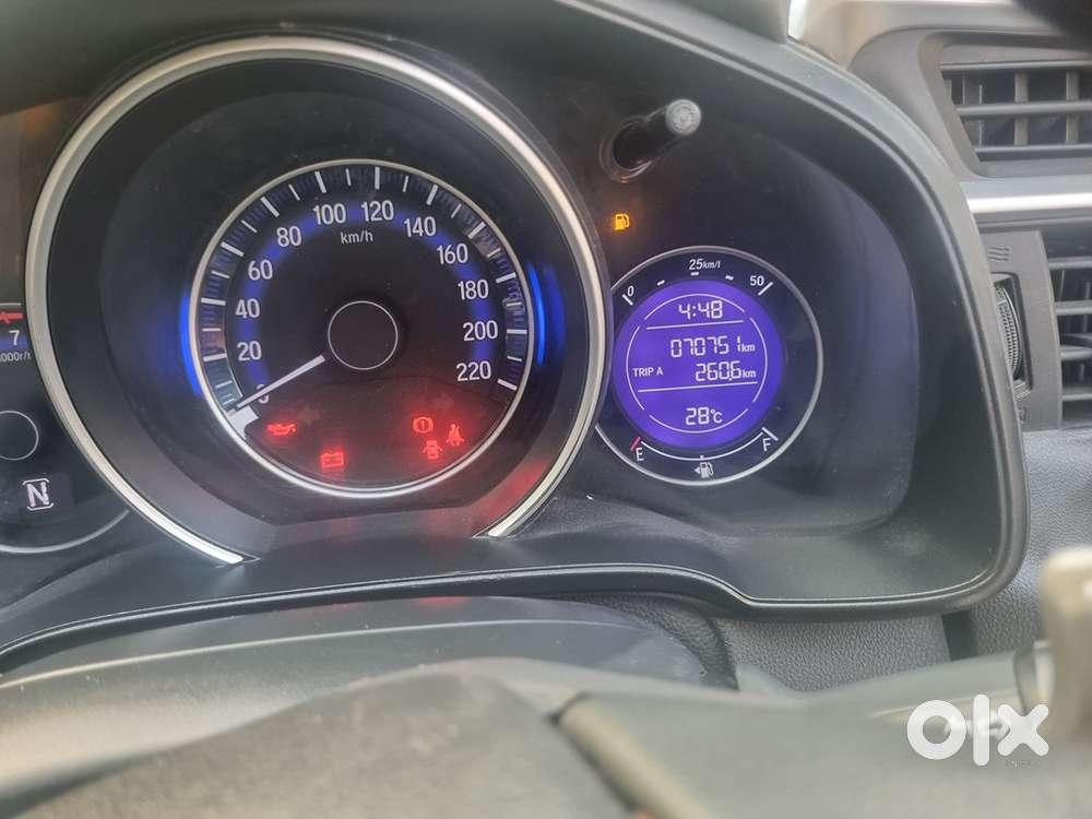 Automatic Honda Jazz 1st Owner New Tyres