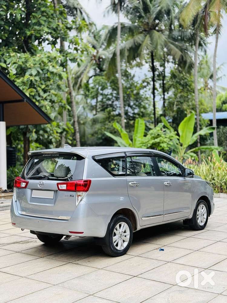 Toyota Innova Crysta 2.8 Gx At, 2016, Diesel