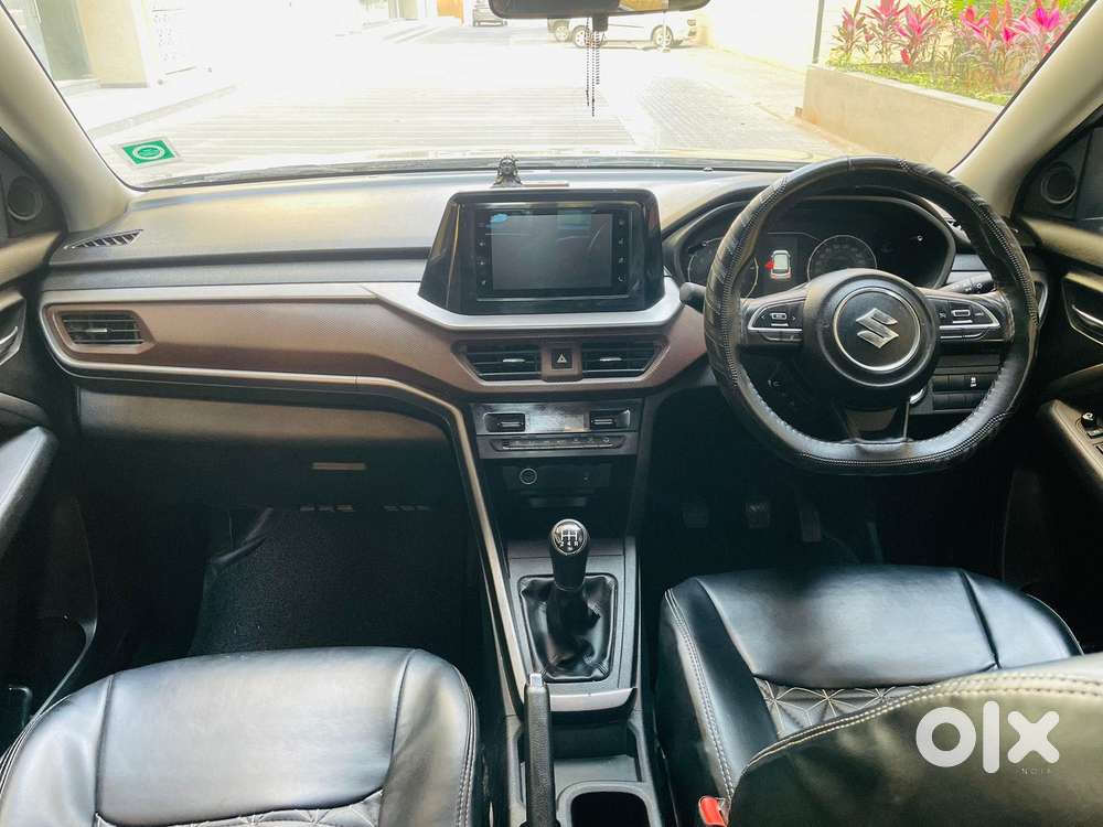 Maruti Suzuki Brezza 1.5 Zxi Plus Smart Hybrid, 2022, Petrol