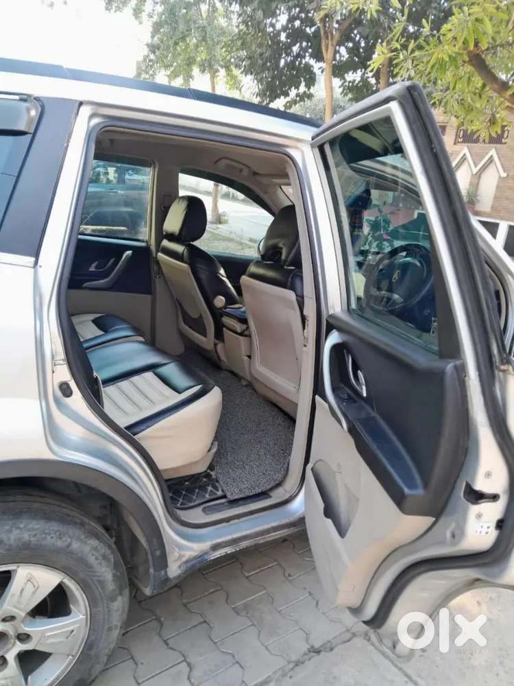 Mahindra Xuv500 2016 Diesel 142000 Km Driven