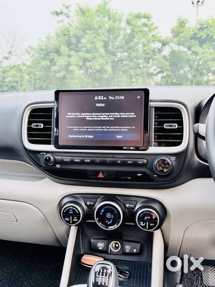 Hyundai Venue Sx (o) Mt 1.5 Diesel, 2024, Diesel