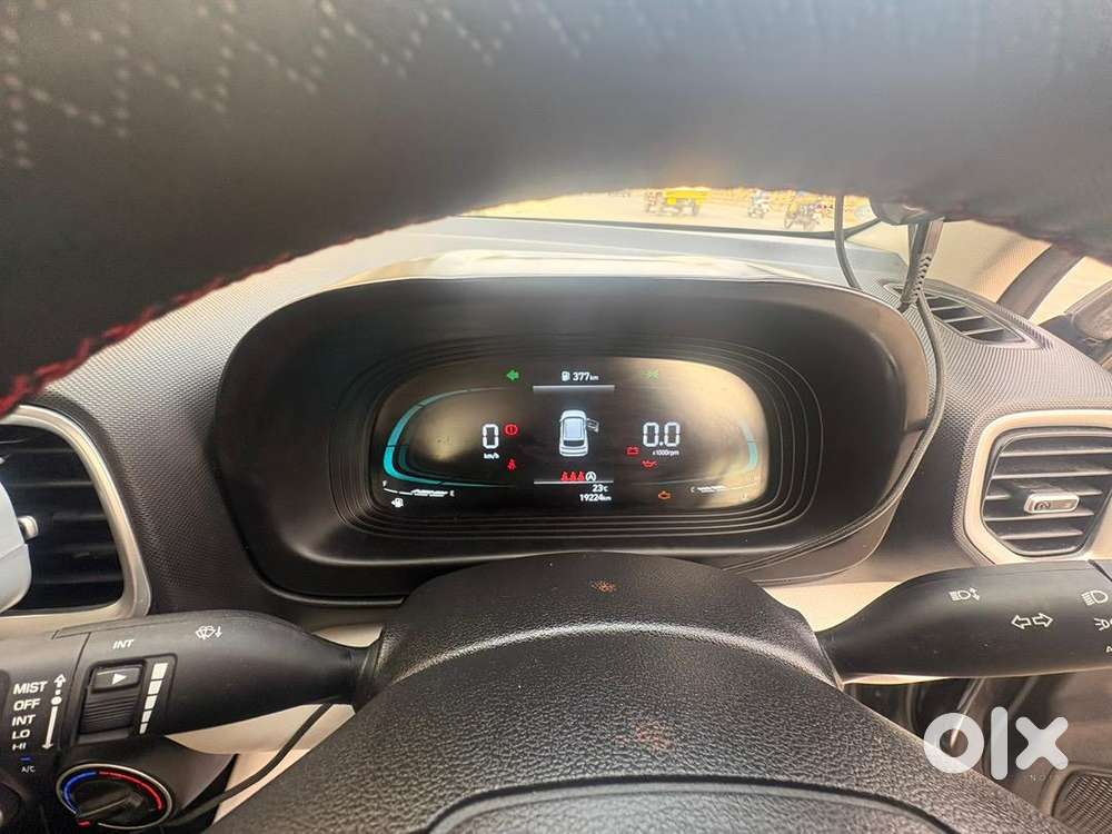 Hyundai New Venue 2024 Petrol Good Condition