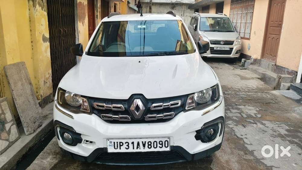 2017 Renault Petrol Car