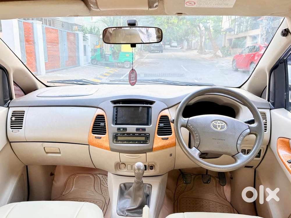 Toyota Innova 2.0 Vx 8 Str, 2011, Diesel