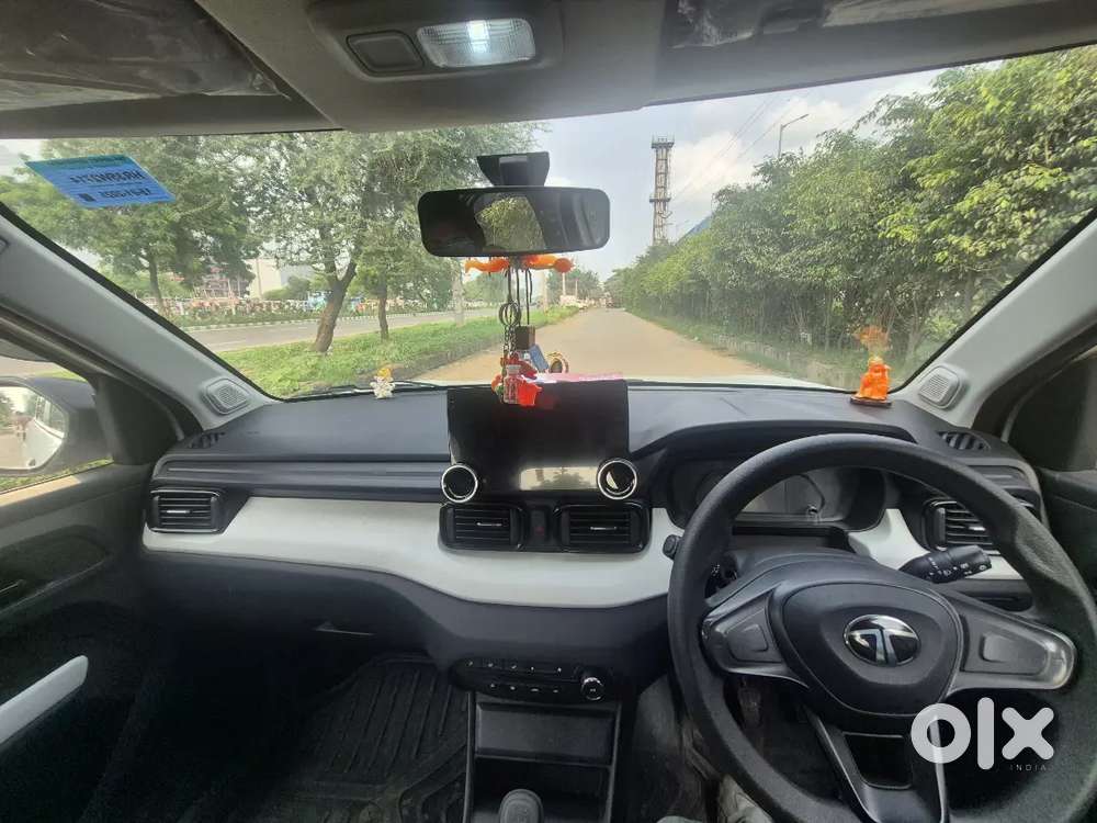 Tata Punch 1.2 Rhythm Pack 2025