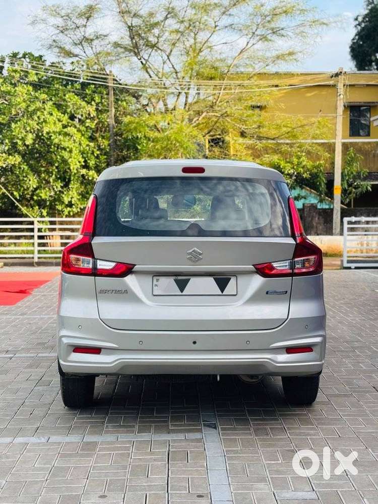 Maruti Suzuki Ertiga 1.5 Vxi, 2021, Petrol