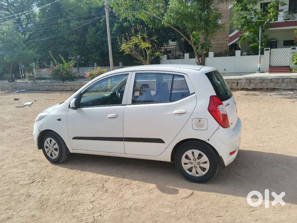 Hyundai I10 2013 Petrol 80000 Km Driven