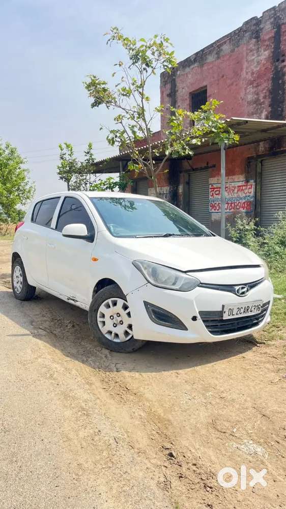 Hyundai I20 2014 Petrol 65000 Km Driven Petrol +cng