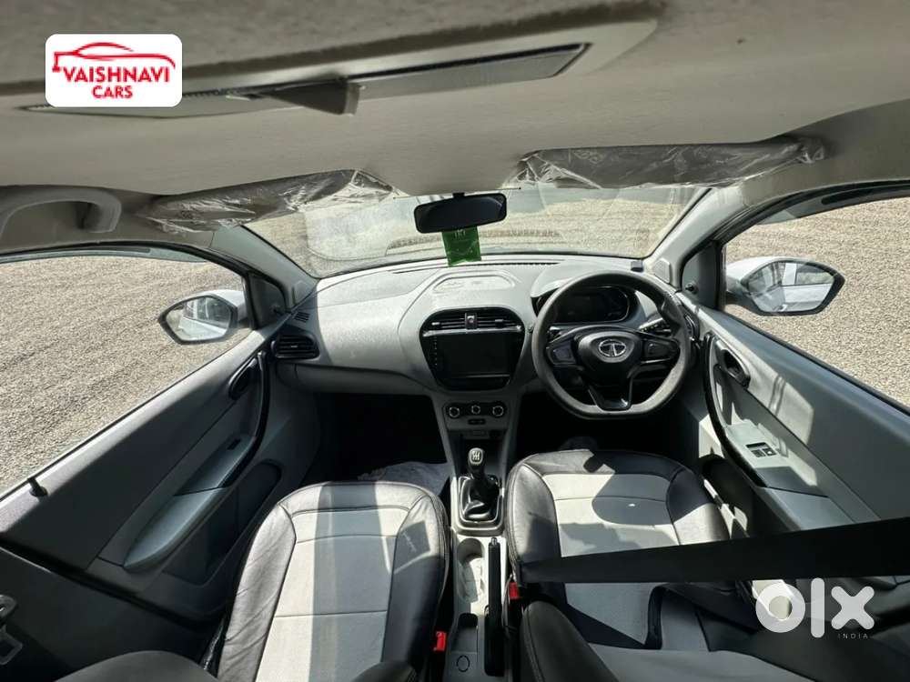 Tata Tiago Xe, 2021, Petrol