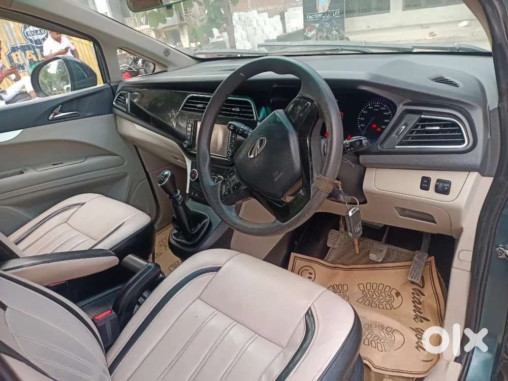 Mahindra Marazzo