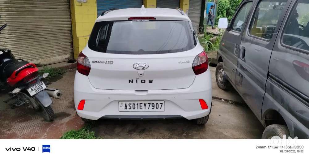Grand I10 Nios  ,km 29000 Only