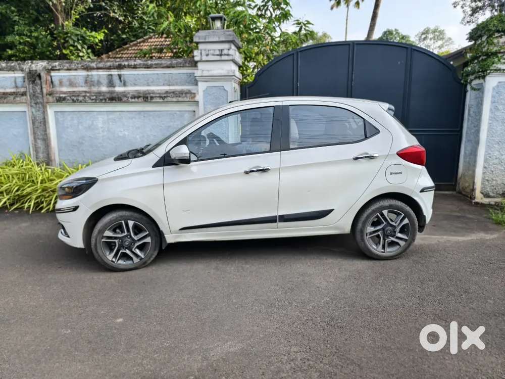 Tata Tiago 1.2 Revotron Petrol 2019