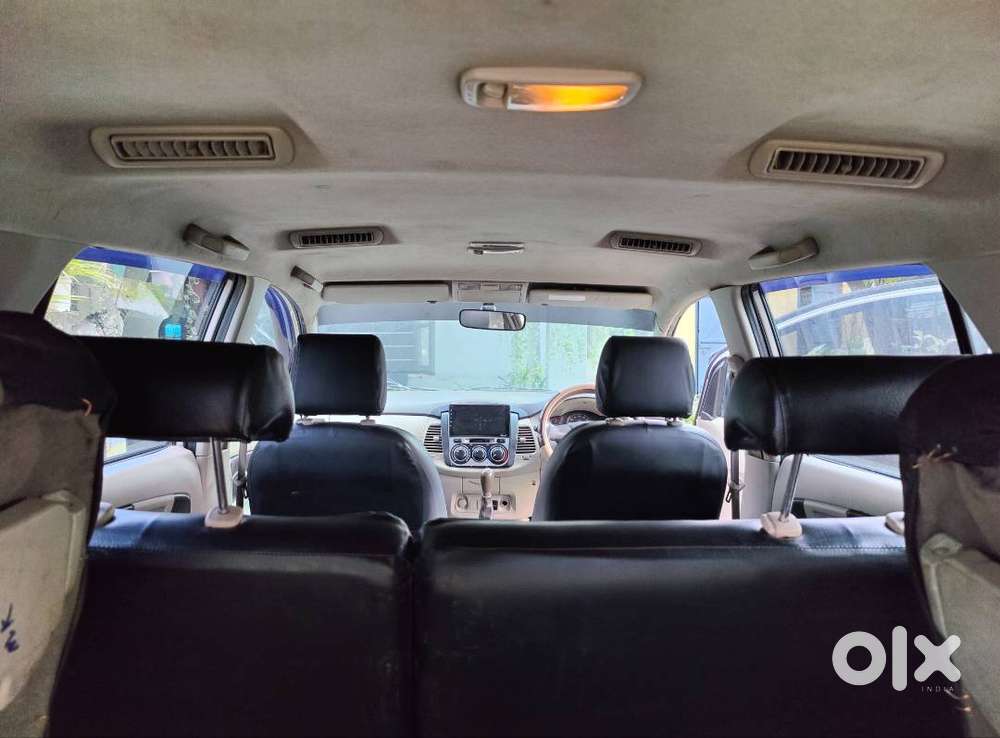 Toyota Innova 2013