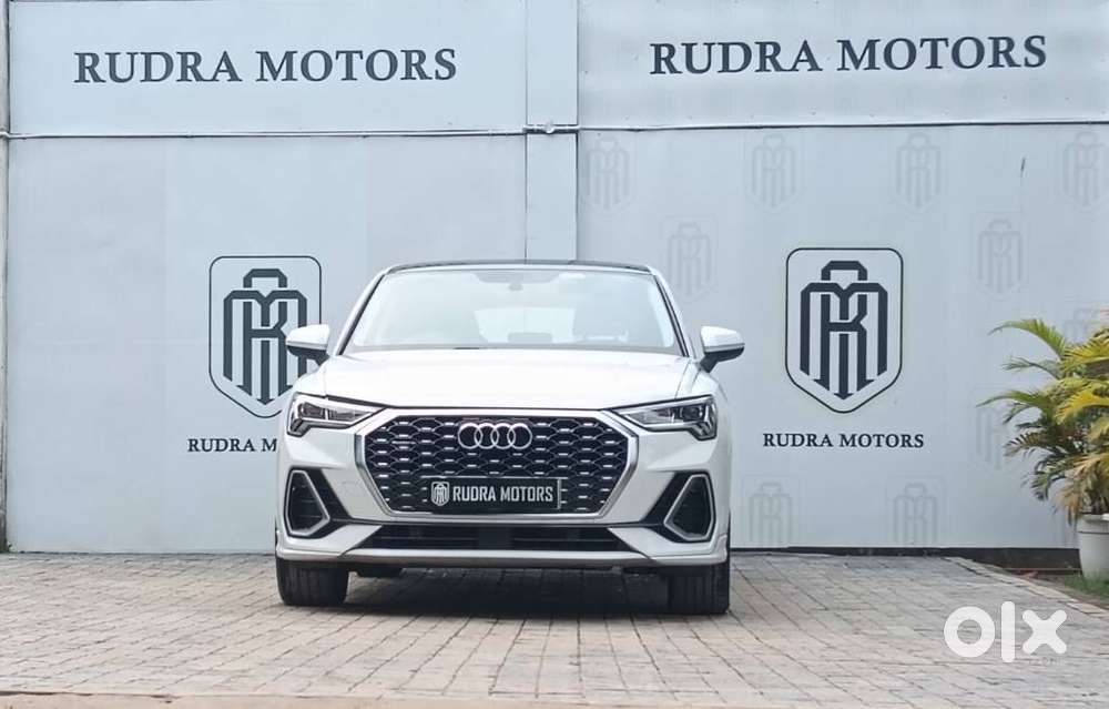 Audi Q3 40 Tfsi Premium Plus, 2025, Petrol