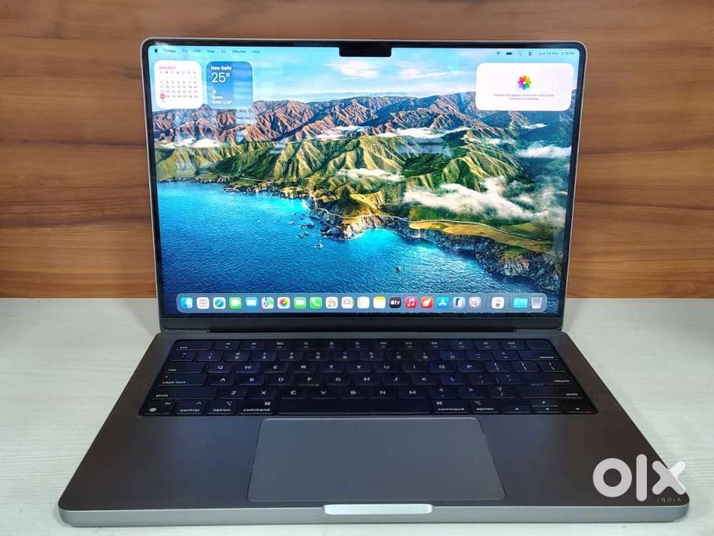 MacBook M1 Pro 14インチ 32GB 2TB SSD MacBook Pro 14 with Apple M1 Max, 64GB RAM and 2TB SSD now