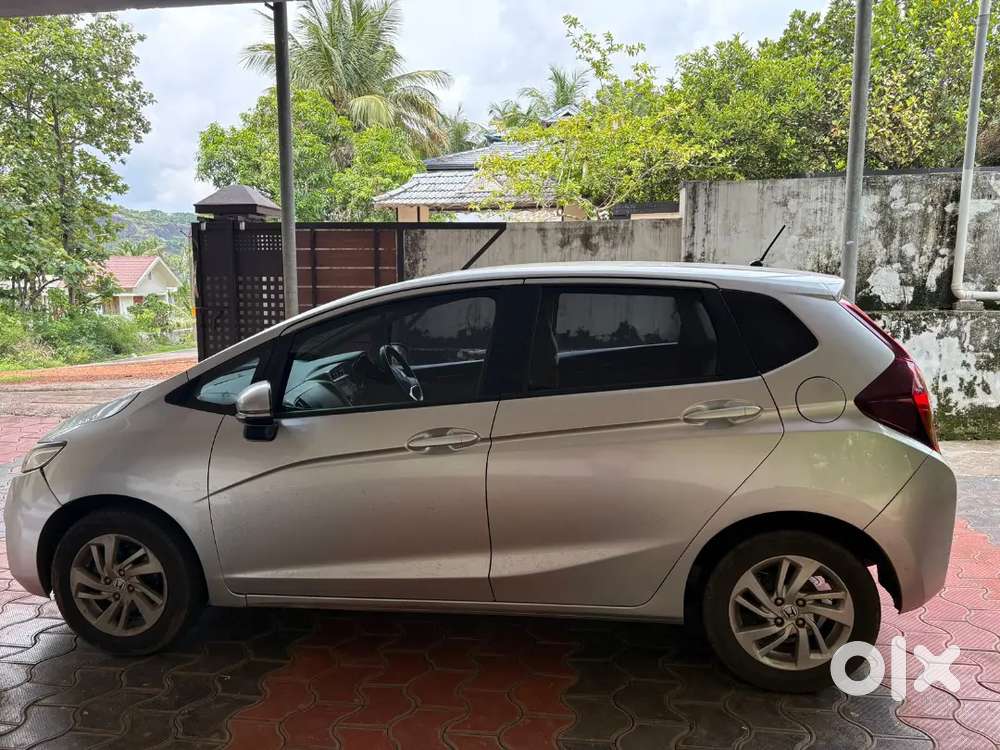 Honda Jazz 2016 Petrol Well Maintained