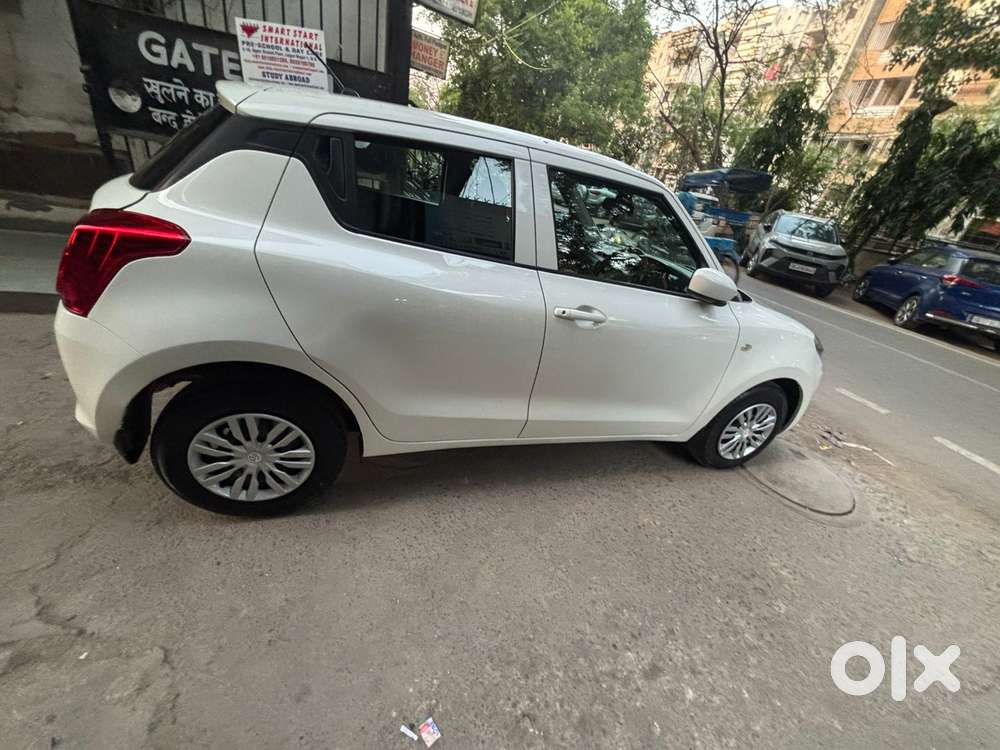Maruti Suzuki Swift Vvt Lxi, 2021, Petrol