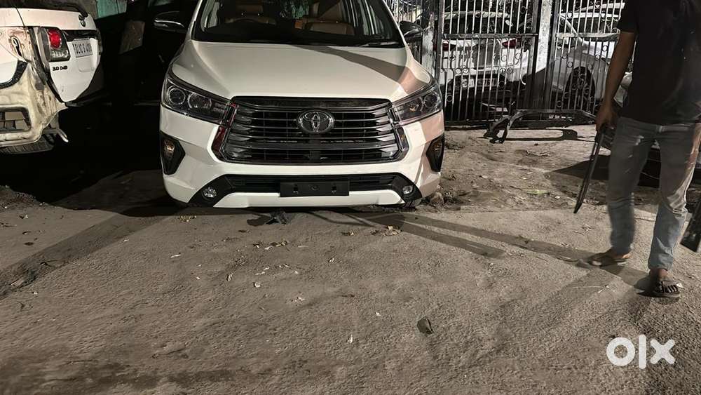 Toyota Innova Crysta Petrol 2020