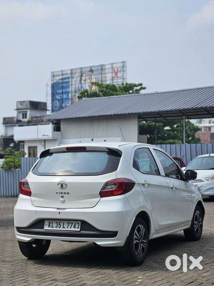 Tata Tiago 1.05 Revotorq Xt, 2022, Petrol