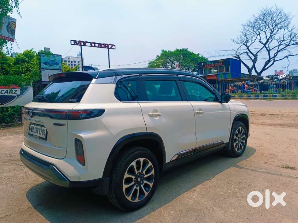 Maruti Suzuki Grand Vitara 1.5 Alpha Plus Intelligent Hybrid Ecvt, 2..